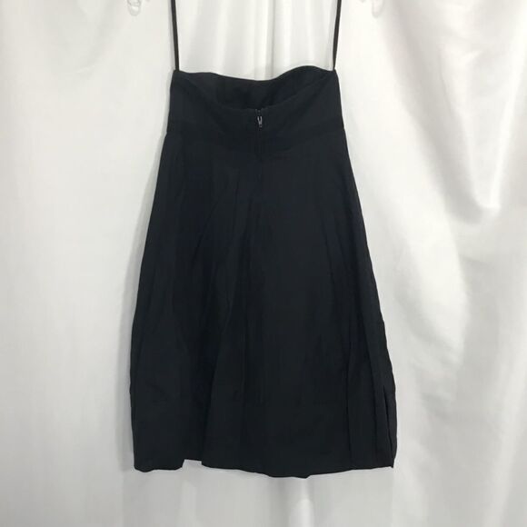 Gap Strapless Mini (H11) - Picture 3 of 8